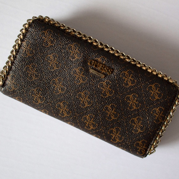 GUESS WALLET - Picture 1 of 2
